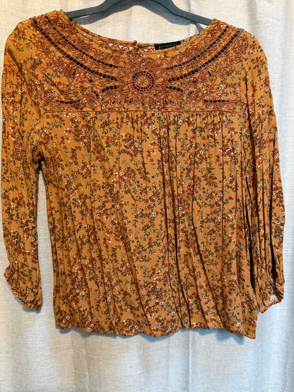 Anthropologie Boho Embroidered Floral Peasant Top